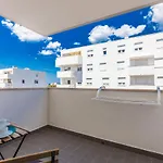 Διαμέρισμα Tanja Modern With Balcony And Parking Garage Ζαντάρ
