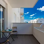 Tanja Modern With Balcony And Parking Garage * Ζαντάρ