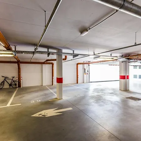 Tanja Modern With Balcony And Parking Garage * Ζαντάρ