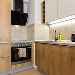 Tanja Modern With Balcony And Parking Garage Apartman *